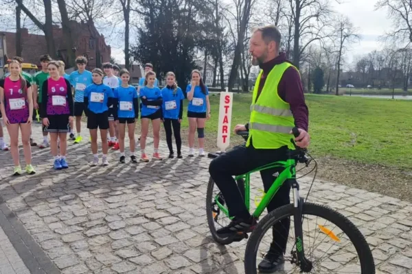 Mistrzostwa Powiatu w biegach przełajowych: Liceum Ogólnokształcące bezkonkurencyjne