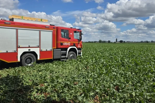 Lądowanie LPR w Goździchowie – zabezpieczenie przez straż pożarną