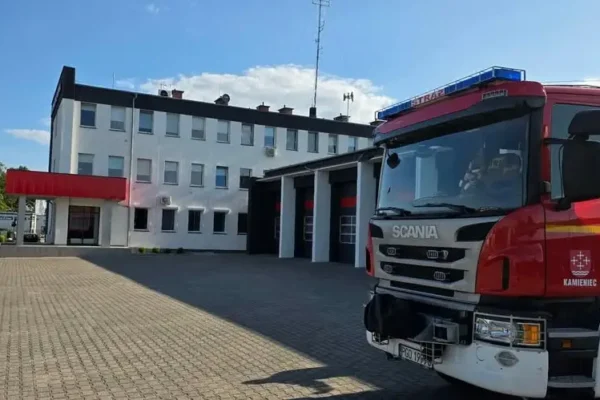 Ćwiczenia taktyczno-bojowe strażaków w Rakoniewicach