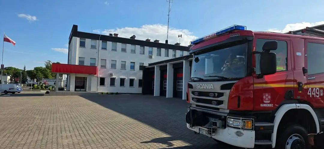 Ćwiczenia taktyczno-bojowe strażaków w Rakoniewicach