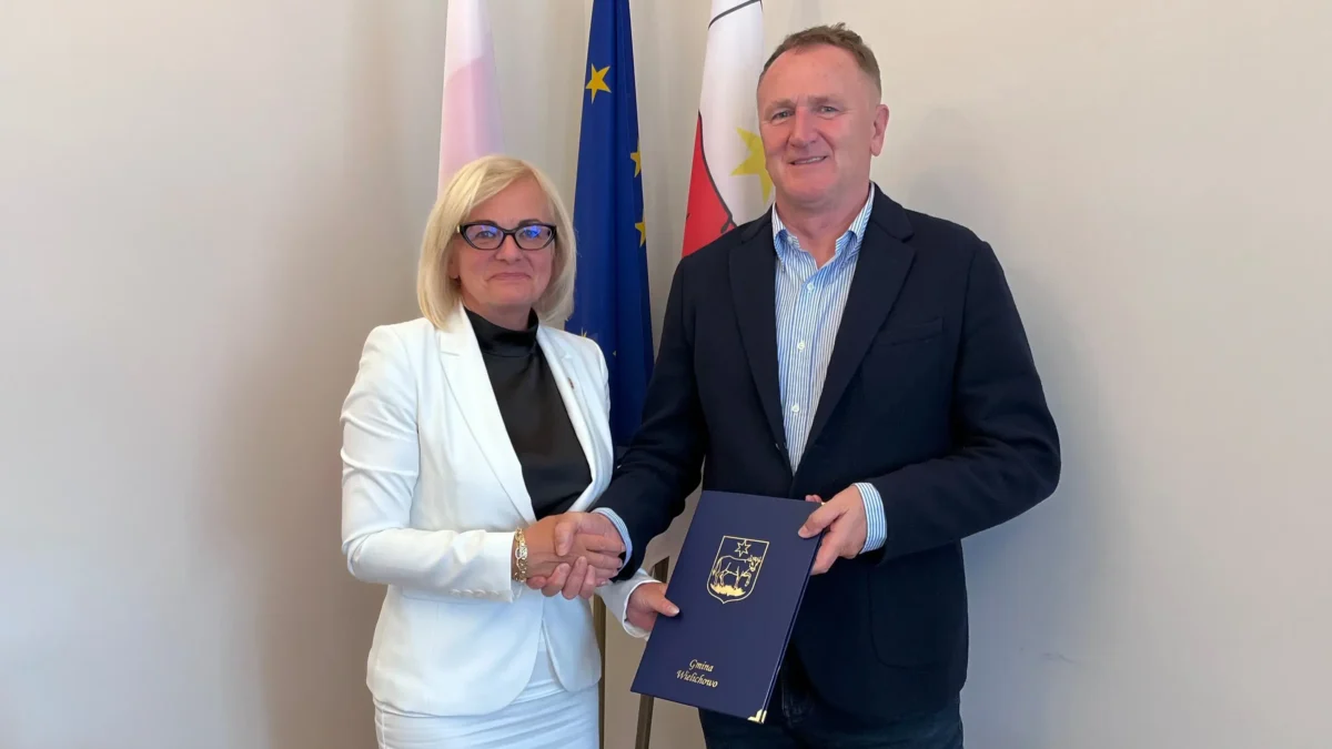 Umowa na budowę drogi w Łubnicy podpisana. Inwestycja za ponad 678 tys. zł