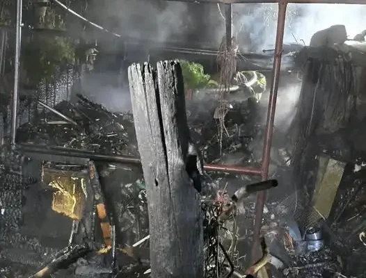 Pożar szopy w Kotowie — nocna akcja strażaków z OSP Granowo i JRG Grodzisk