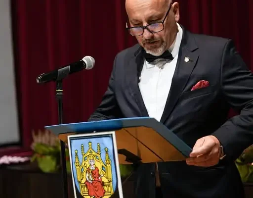 Złote Gody w Grodzisku Wielkopolskim – 15 par świętowało 50-lecie małżeństwa