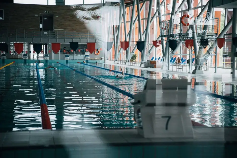 Aktywnie z ROSiR: pływalnia, kręgielnia, hala sportowa i bilard czekają na mieszkańców Rakoniewic