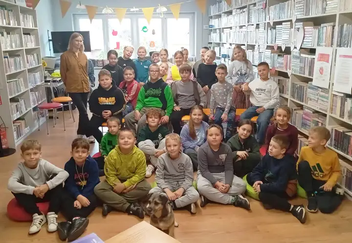 Pies Precel odwiedził biblioteki w Rakoniewicach, Rostarzewie i Jabłonnie