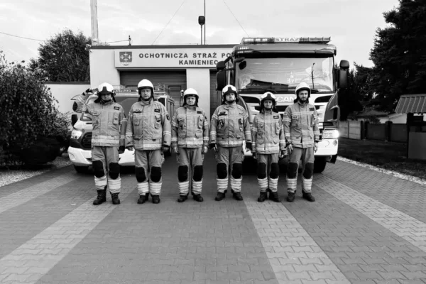Tragedia w Nisku: dwaj strażacy zginęli podczas akcji gaśniczej