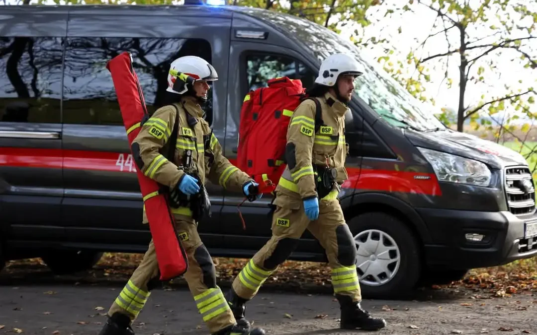 Wojewódzkie warsztaty „Kolej 2026” w Ujeździe – strażacy ćwiczyli katastrofę kolejową
